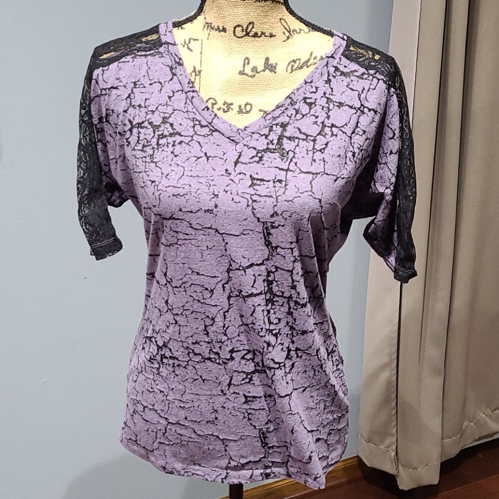 Maurices Lavender Crackle Print V-Neck Top with Black Lace Shoulders